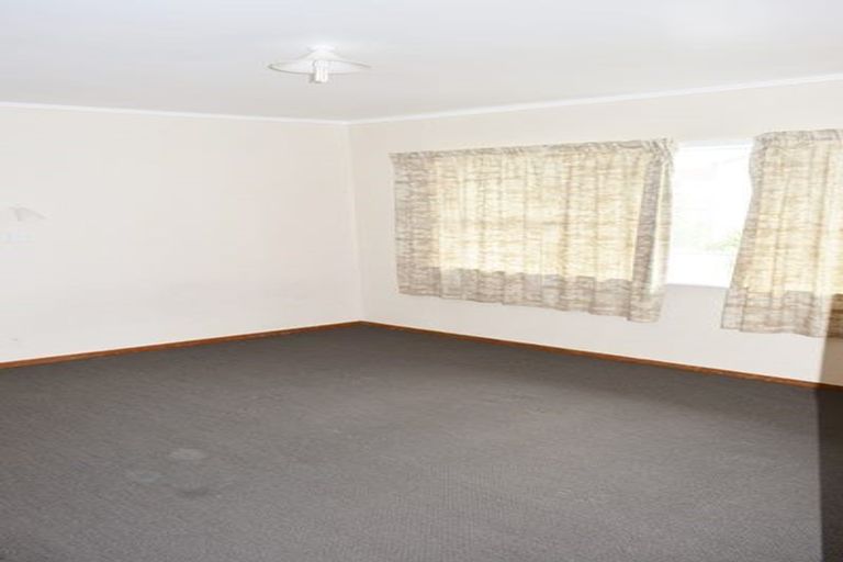 Photo of property in 1/265 Massey Road, Mangere East, Auckland, 2024
