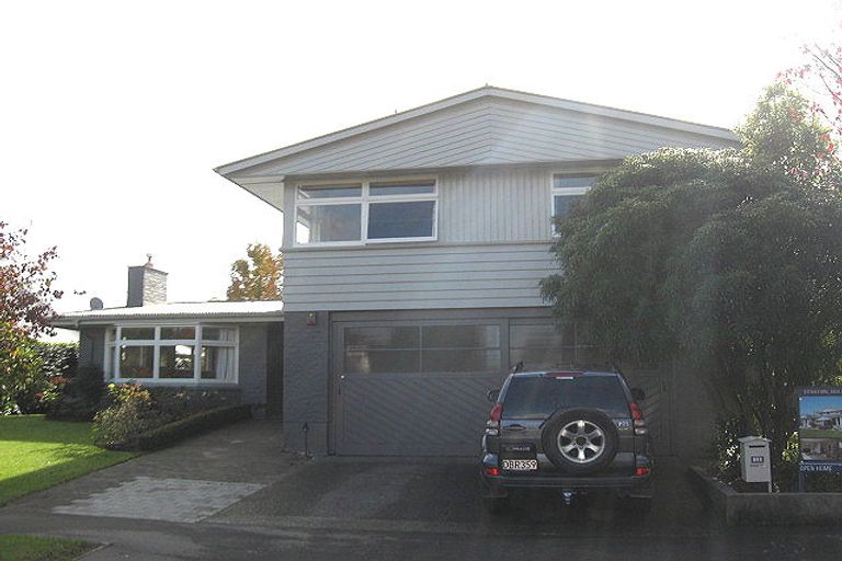 Photo of property in 12 Powell Crescent, Ilam, Christchurch, 8041
