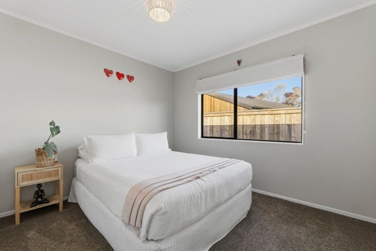 Photo of property in 31b Lyn Grove, Papamoa Beach, Papamoa, 3118