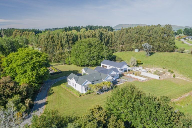 Photo of property in 724 Porangahau Road, Waipukurau, 4282