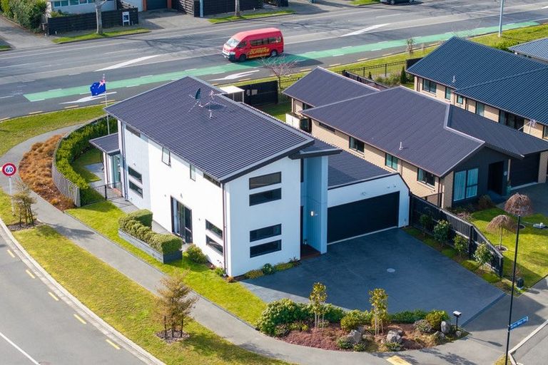 Photo of property in 24 Grey Way, Russley, Christchurch, 8042