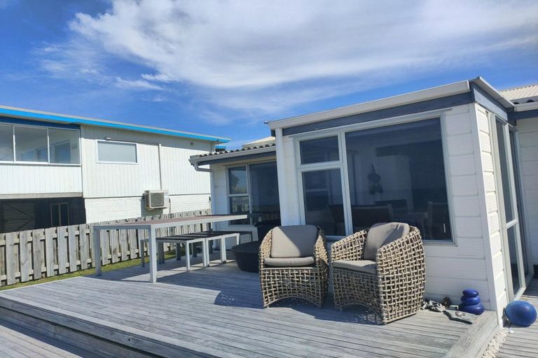 Photo of property in 463 Pukehina Parade, Pukehina, 3189