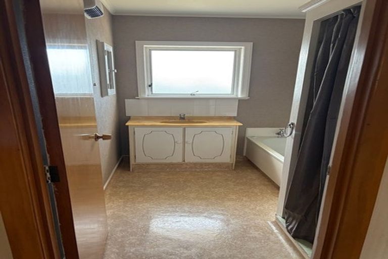 Photo of property in 53 Alexander Avenue, Onekawa, Napier, 4110