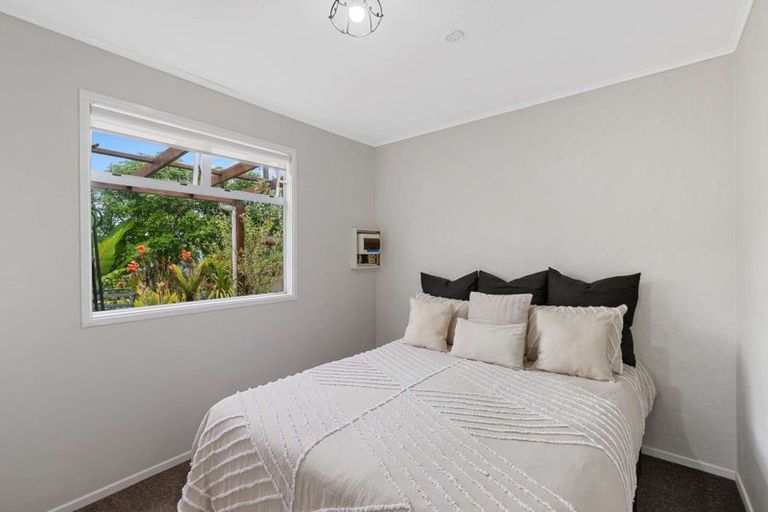 Photo of property in 43 James Mcleod Road, Shelly Beach, Helensville, 0874