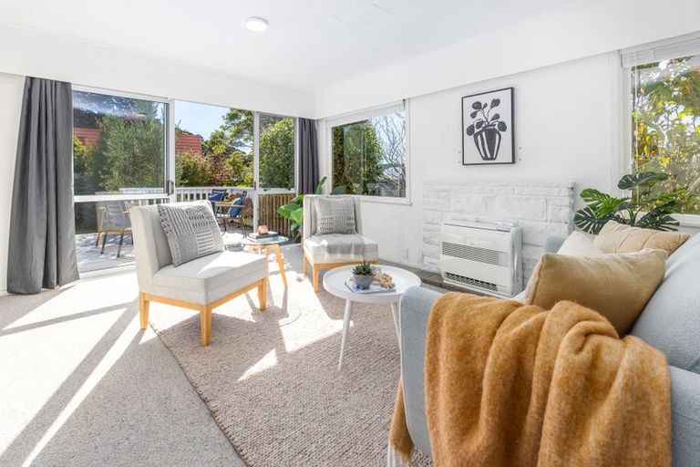 Photo of property in 22 Kaitawa Crescent, Paraparaumu, 5032