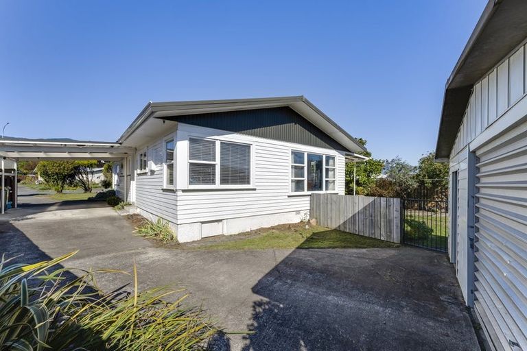 Photo of property in 20 Kipling Crescent, Stoke, Nelson, 7011