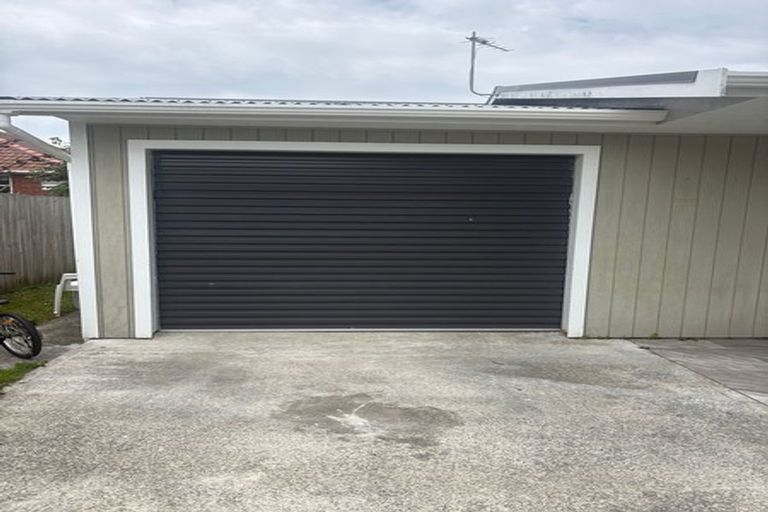 Photo of property in 18a Kapiti Crescent, Titahi Bay, Porirua, 5022