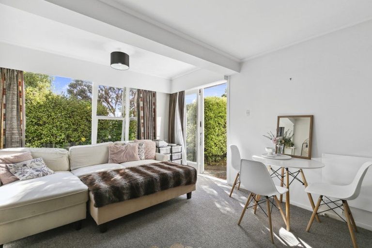 Photo of property in 25 Burrows Avenue, Karori, Wellington, 6012