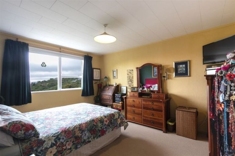 Photo of property in 75 Burgess Road, Johnsonville, Wellington, 6037