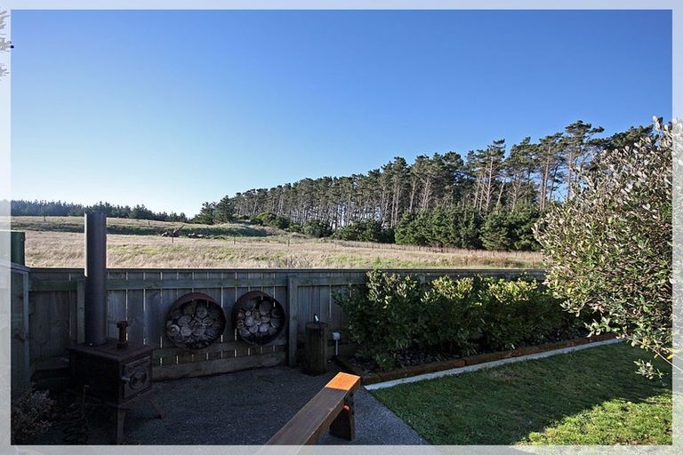 Photo of property in 3a Andrews Street, Foxton Beach, Foxton, 4815