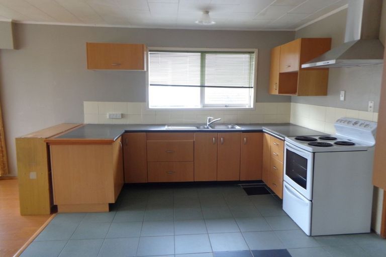 Photo of property in 168 Don Buck Road, Massey, Auckland, 0614