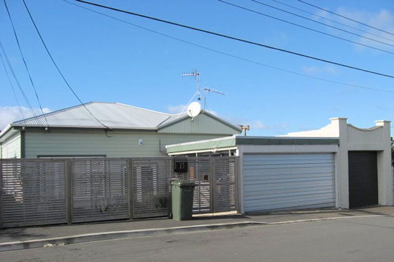 Photo of property in 73 Overtoun Terrace, Hataitai, Wellington, 6021
