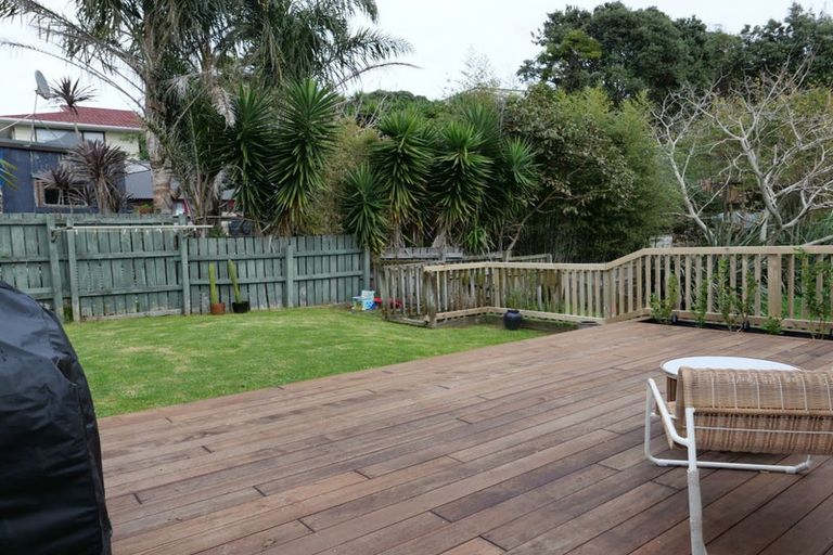 Photo of property in 95a Renown Road, Raumati South, Paraparaumu, 5032
