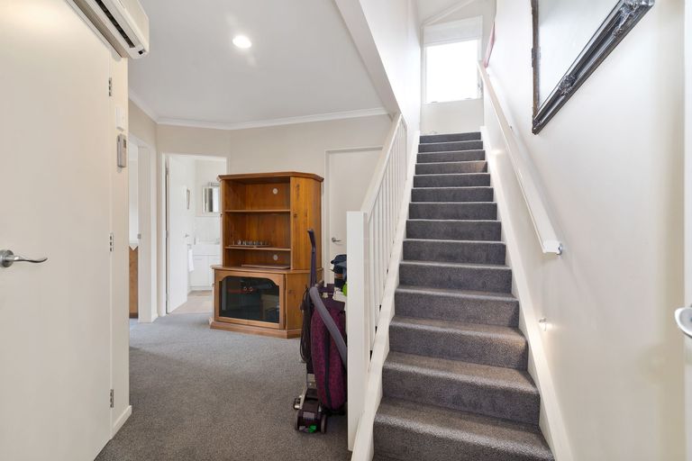 Photo of property in 53 Icarus Place, Sunnybrook, Rotorua, 3015