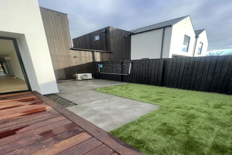 Photo of property in 1/27 Division Street, Riccarton, Christchurch, 8041