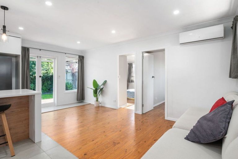 Photo of property in 27a Macdonald Road, Glenview, Hamilton, 3206