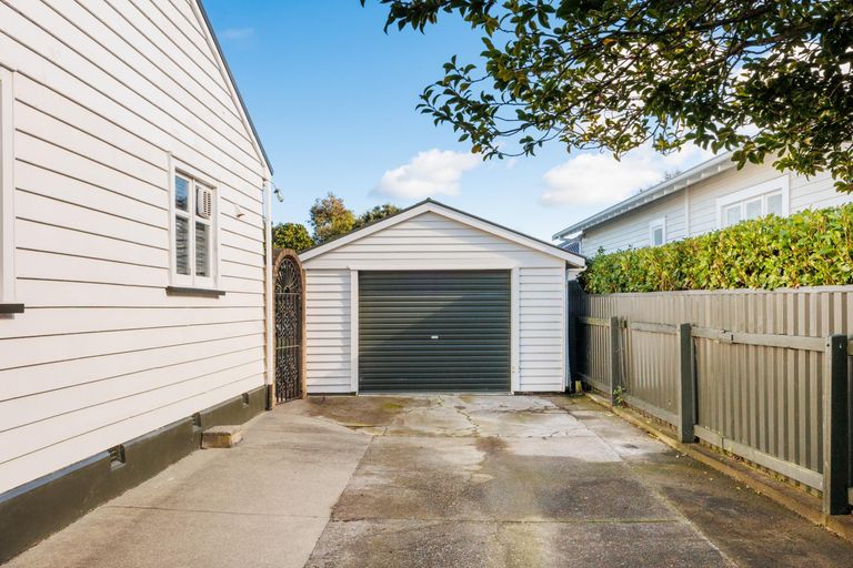 Photo of property in 21 Karina Terrace, Roslyn, Palmerston North, 4414
