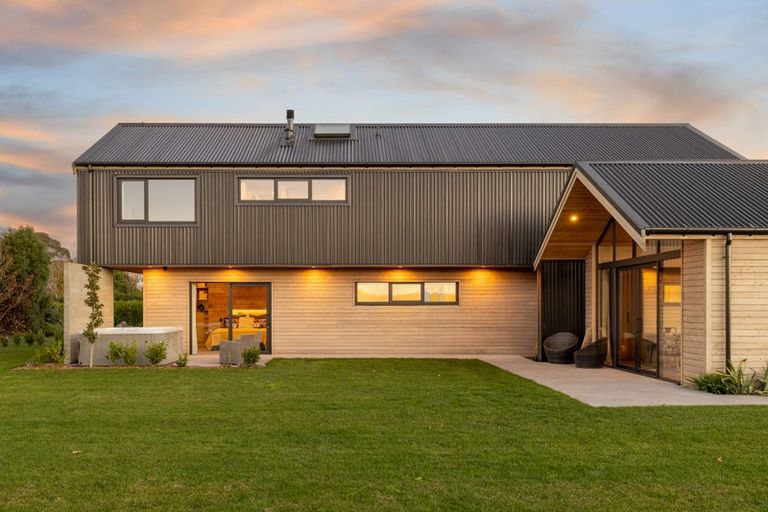 Photo of property in 112 Birchs Road, Prebbleton, 7674