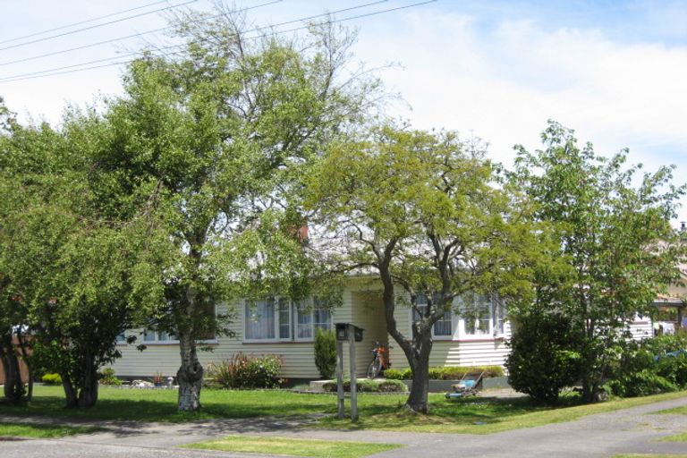 Photo of property in 26-26a Queen Street, Westport, 7825