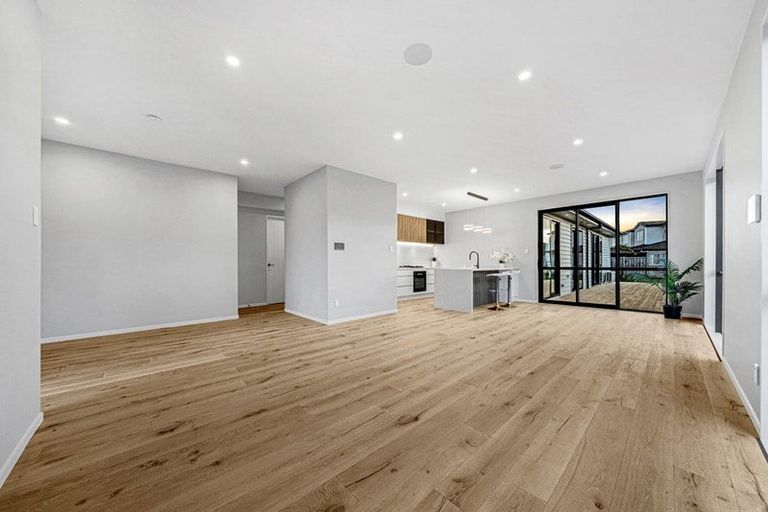 Photo of property in 5 Paihere Street, Huapai, 0810