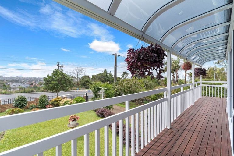 Photo of property in 714 East Coast Road, Pinehill, Auckland, 0632