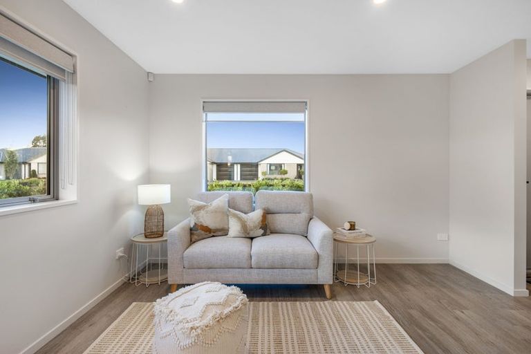 Photo of property in 66 Stationmasters Way, Prebbleton, 7604