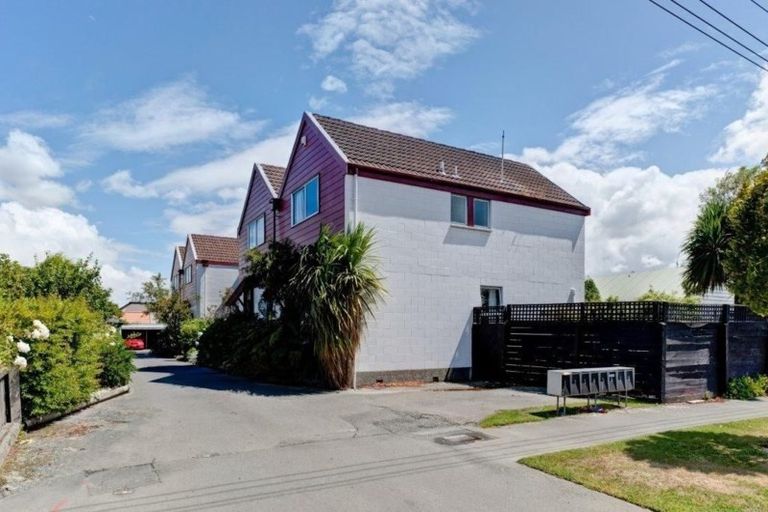 Photo of property in 6/17 Geraldine Street, Edgeware, Christchurch, 8013