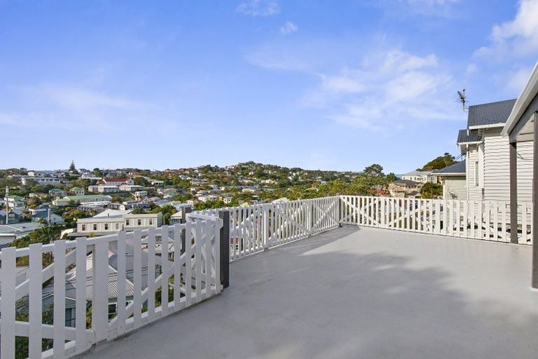 Photo of property in 19 Charlotte Avenue, Brooklyn, Wellington, 6021