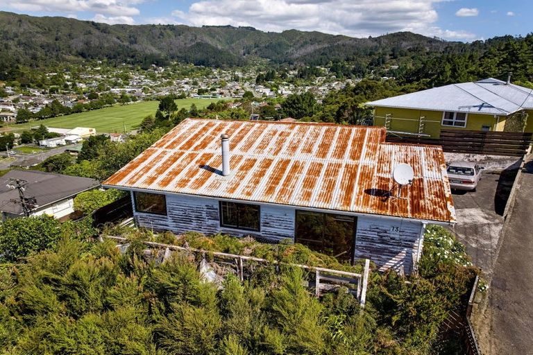 Photo of property in 71 Logie Street, Stokes Valley, Lower Hutt, 5019