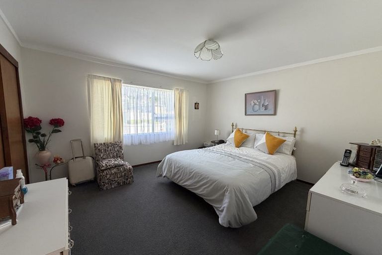 Photo of property in 40 Charntay Avenue, Clover Park, Auckland, 2019
