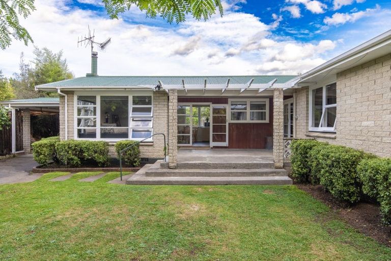 Photo of property in 6 Cobham Crescent, Waipukurau, 4200