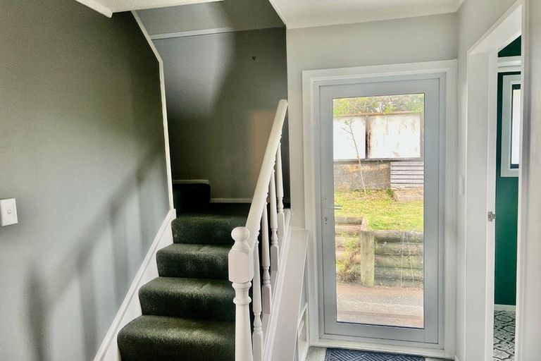 Photo of property in 6 Trilids Lane, Churton Park, Wellington, 6037