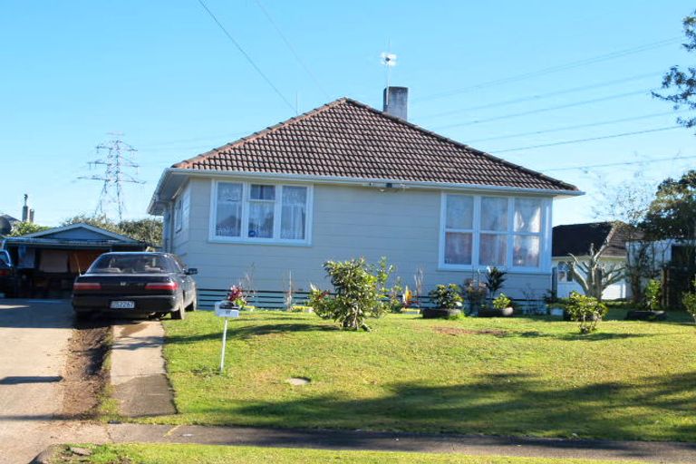 Photo of property in 27 Mcburney Place, Mangere East, Auckland, 2024