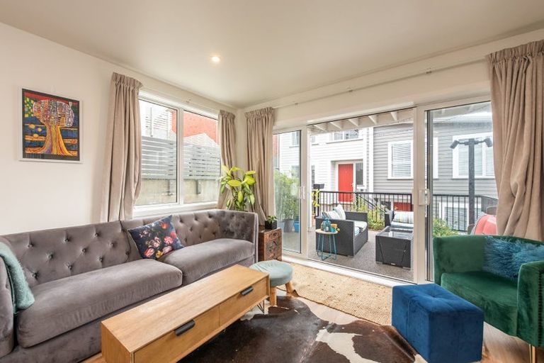 Photo of property in 239u6 Adelaide Road, Newtown, Wellington, 6021