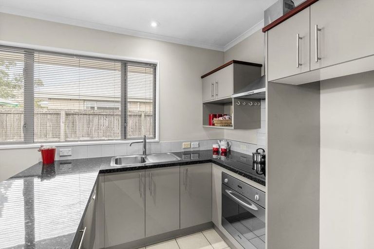 Photo of property in 2/194 Waimairi Road, Ilam, Christchurch, 8041