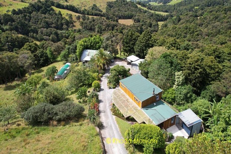 Photo of property in 330 Franklin Road, Paparoa, 0571