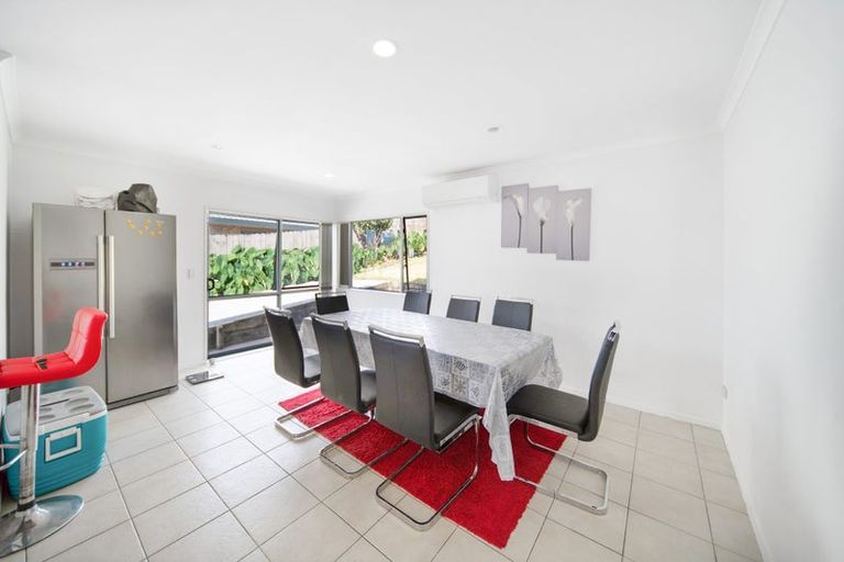 Photo of property in 16 Grangewood Close, Favona, Auckland, 2024