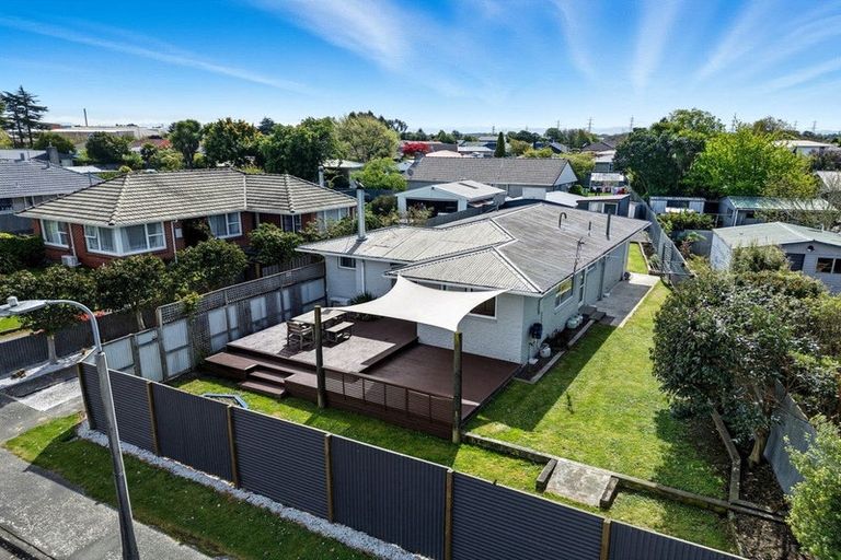 Photo of property in 6 Roswell Place, Islington, Christchurch, 8042
