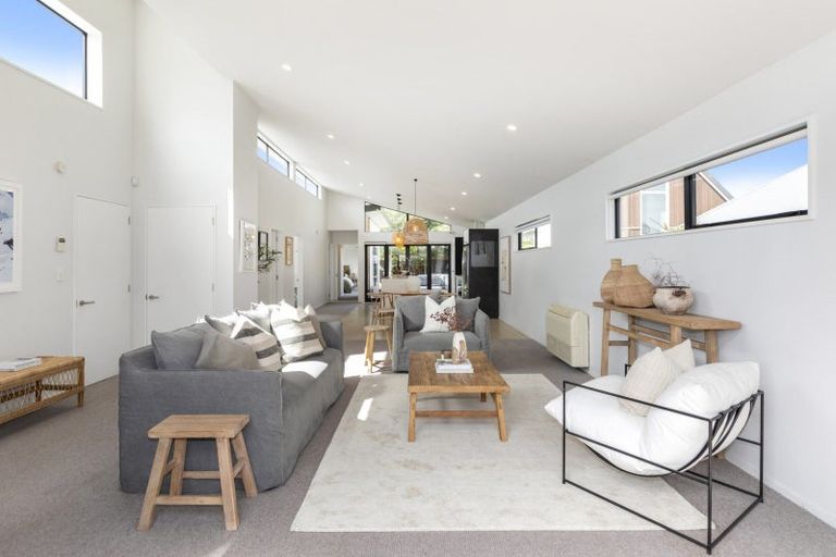 Photo of property in 136 Edgeware Road, St Albans, Christchurch, 8014