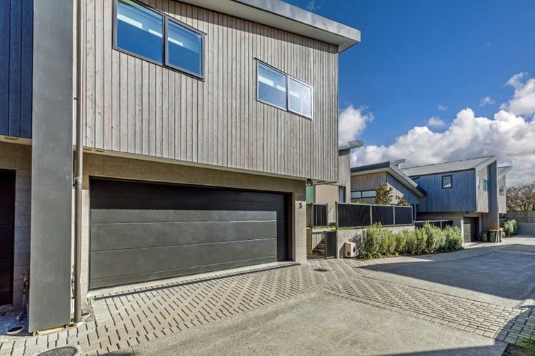 Photo of property in 5 Matau Way, Hauraki, 0622
