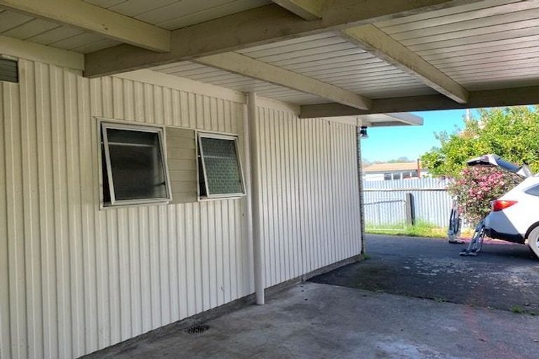 Photo of property in 4/4 Victoria Street, Parkvale, Hastings, 4122