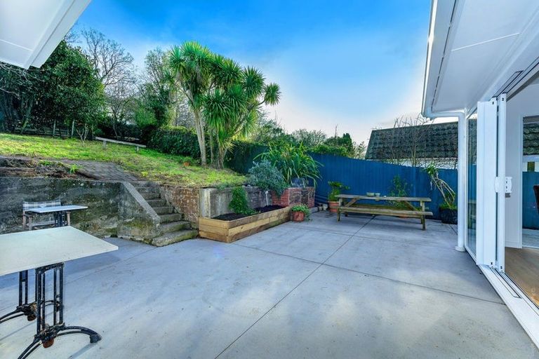 Photo of property in 53 Port Hills Road, Heathcote Valley, Christchurch, 8022