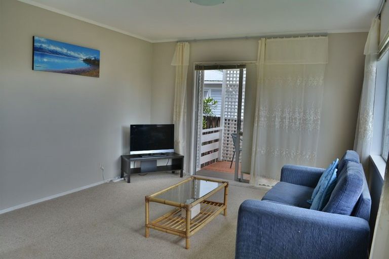 Photo of property in 24a Hatton Road, Orewa, 0931