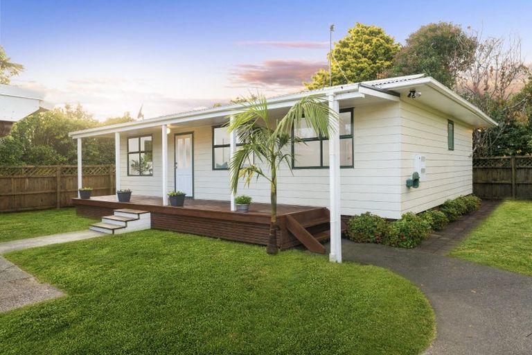 Photo of property in 52a Metcalfe Road, Ranui, Auckland, 0612