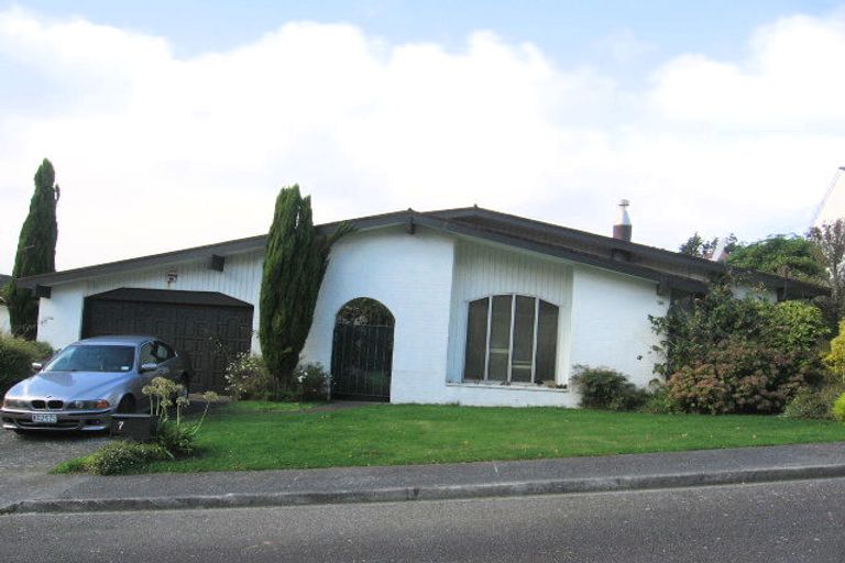 Photo of property in 7 Caesars Place, Churton Park, Wellington, 6037
