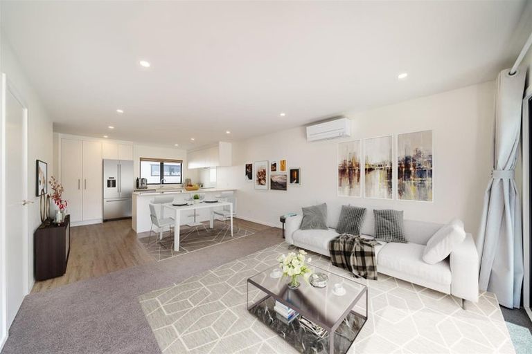 Photo of property in 8/104 Martin Street, Wallaceville, Upper Hutt, 5018