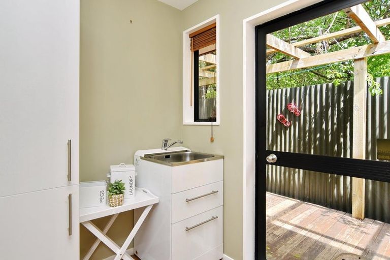 Photo of property in 42/a Ward Street, Addington, Christchurch, 8024