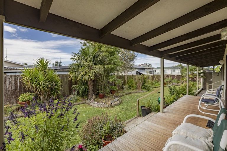 Photo of property in 2 Fergusson Avenue, Waipukurau, 4200