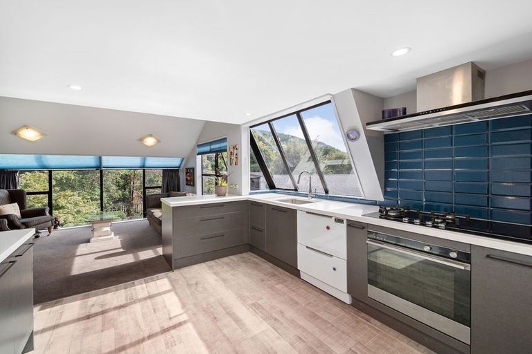 Photo of property in 49 Goldfield Heights, Queenstown, 9300