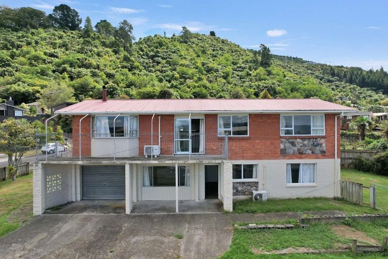 Photo of property in 122 Mallard Drive, Selwyn Heights, Rotorua, 3015
